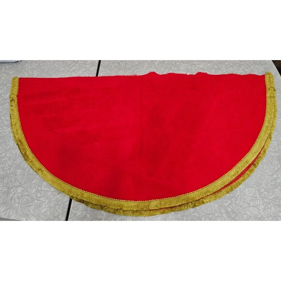 1970s Red Santa Tree Skirt 34" gold fringe handmade retro Christmas decor vtg - Picture 8 of 10